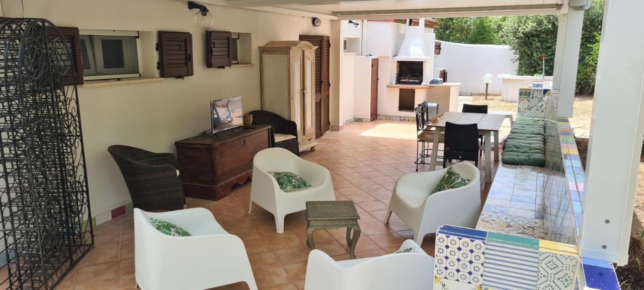 Jungle House - Pineta Is Morus Villa Santa Margherita di Pula Exterior foto