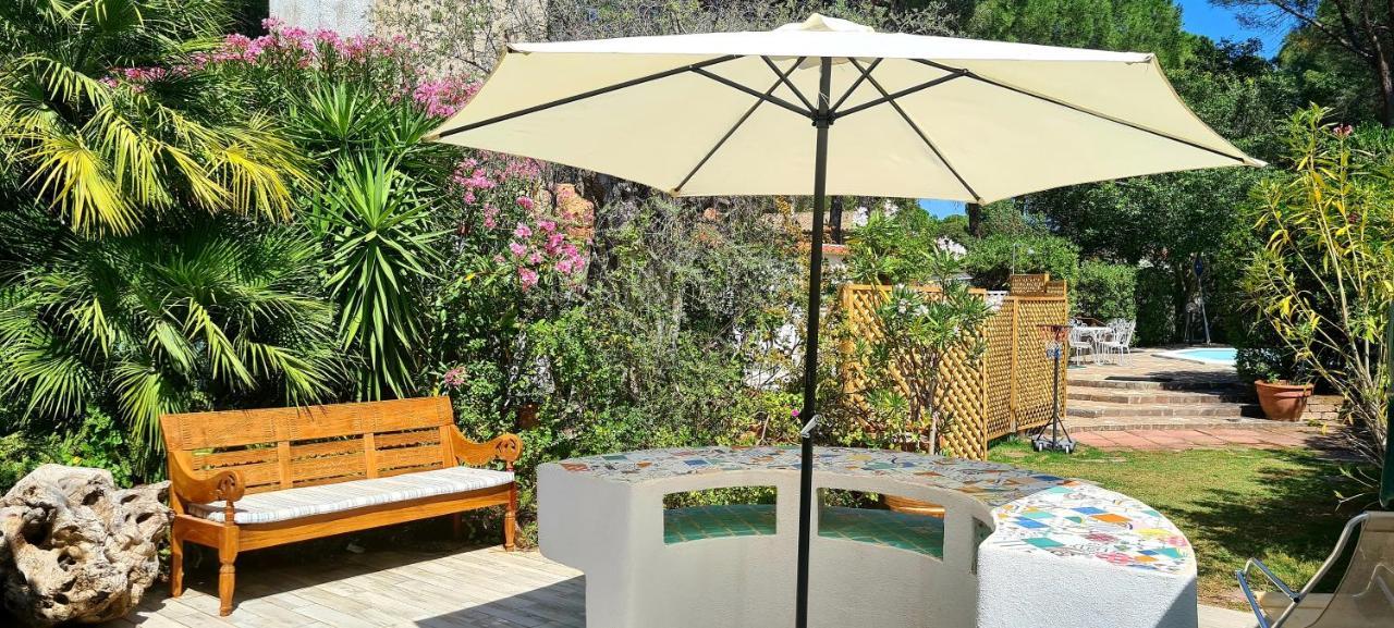 Jungle House - Pineta Is Morus Villa Santa Margherita di Pula Exterior foto