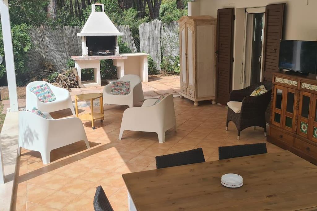 Jungle House - Pineta Is Morus Villa Santa Margherita di Pula Exterior foto