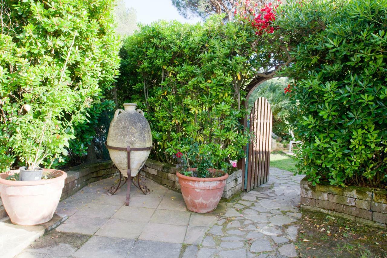 Jungle House - Pineta Is Morus Villa Santa Margherita di Pula Exterior foto